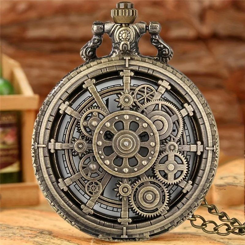 Montre à gousset steampunk ajourée à engrenages